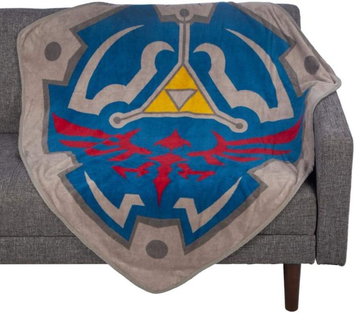 The Legend of Zelda Hylian Shield Fleece Throw Blanket Picnic Rug by Bioworld Popcultcha