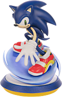 Sonic Adventure 2 - Sonic the Hedgehog 9" Statue